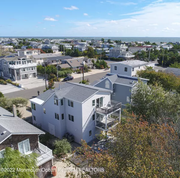 Barnegat Light, NJ 08006,6 W 28th Street