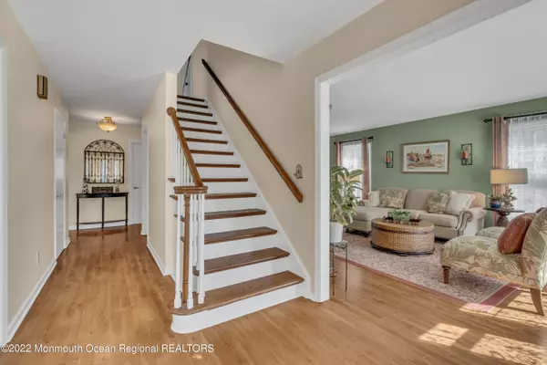 Sea Girt, NJ 08750,703 Philadelphia Boulevard