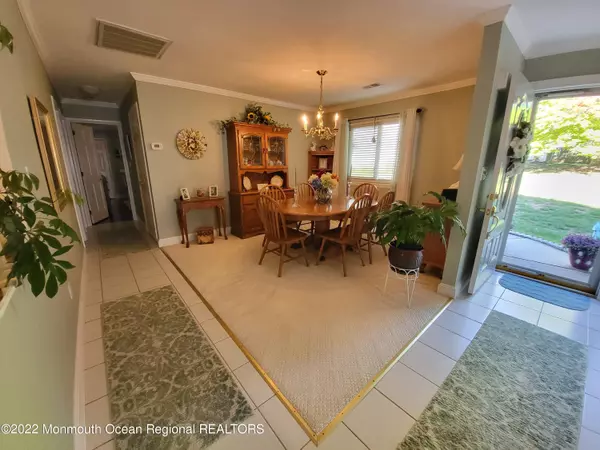 Matawan, NJ 07747,101 Lexington Circle