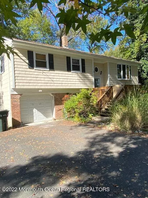 256 Delaware Avenue, Oakhurst, NJ 07755