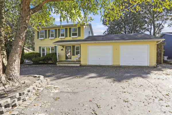 Bayville, NJ 08721,24 Belmont Avenue