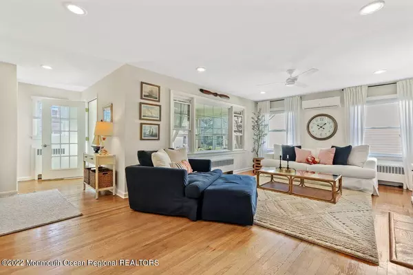 Point Pleasant Beach, NJ 08742,209 Princeton Avenue