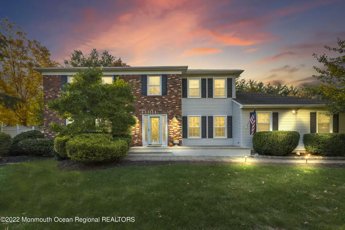 Freehold, NJ 07728,25 Chatham Ridge Drive