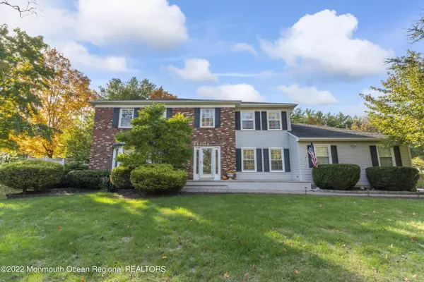 Freehold, NJ 07728,25 Chatham Ridge Drive