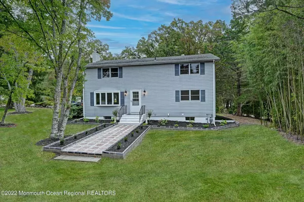 99 Oak Avenue, West Creek, NJ 08092