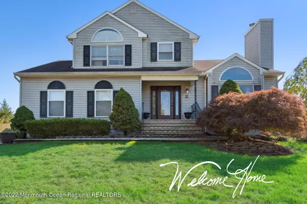 10 Sophia Drive, Hazlet, NJ 07730