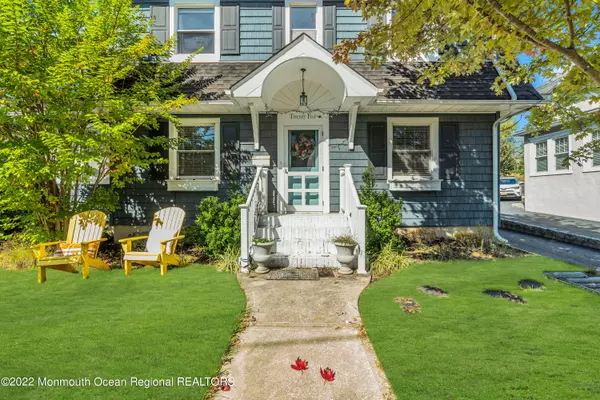 Little Silver, NJ 07739,25 Woodbine Avenue