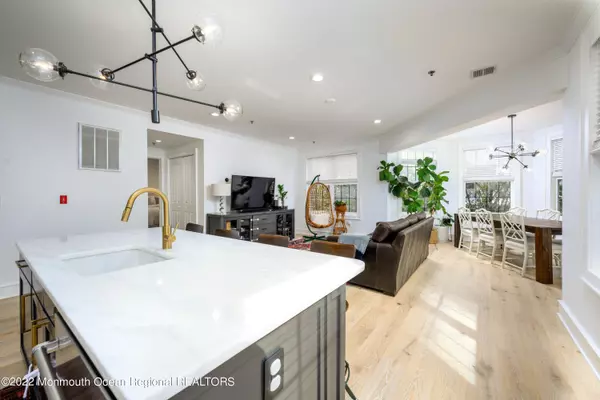 Hoboken, NJ 07030,830 Monroe Street #2F