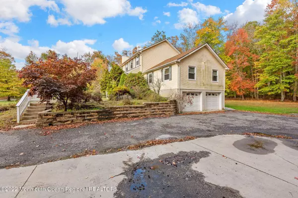 Millstone, NJ 08510,21 Pine Drive