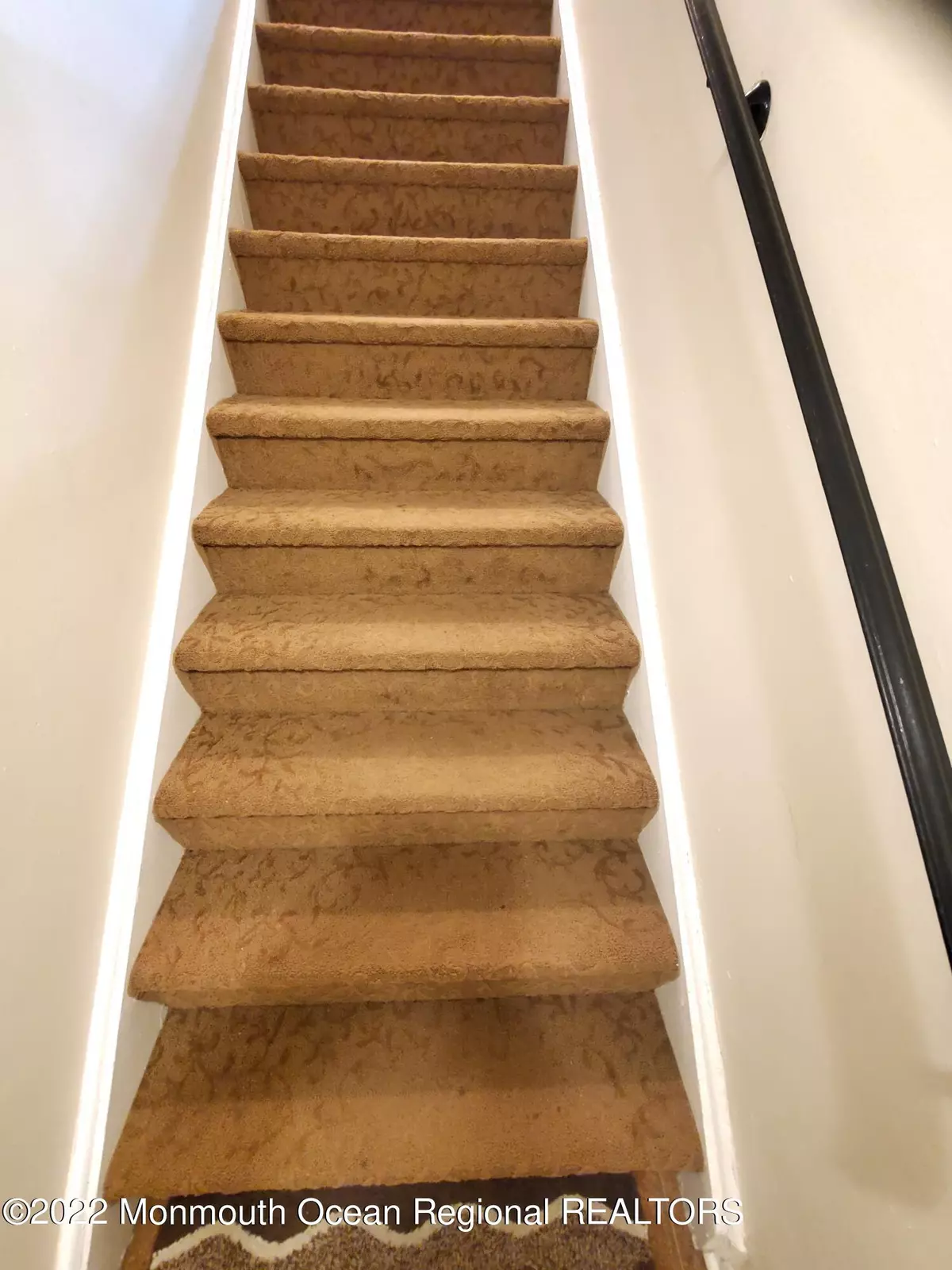 Eatontown, NJ 07724,84 White Street #A