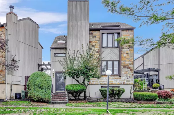 275 Silver Lane, Old Bridge, NJ 08857