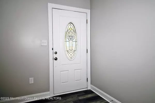 Lanoka Harbor, NJ 08734,103 Cactus Drive