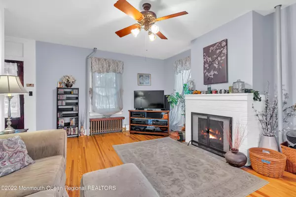 Locust, NJ 07760,126 Lakeside Avenue