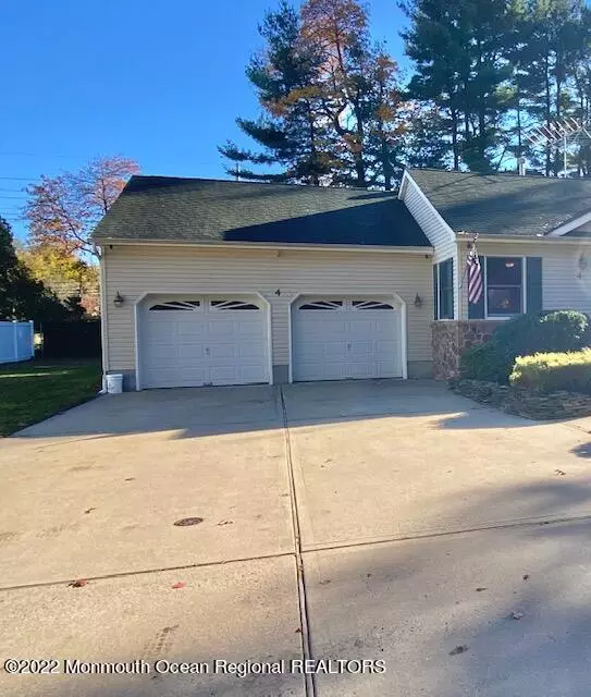 Spotswood, NJ 08884,4 Short Street