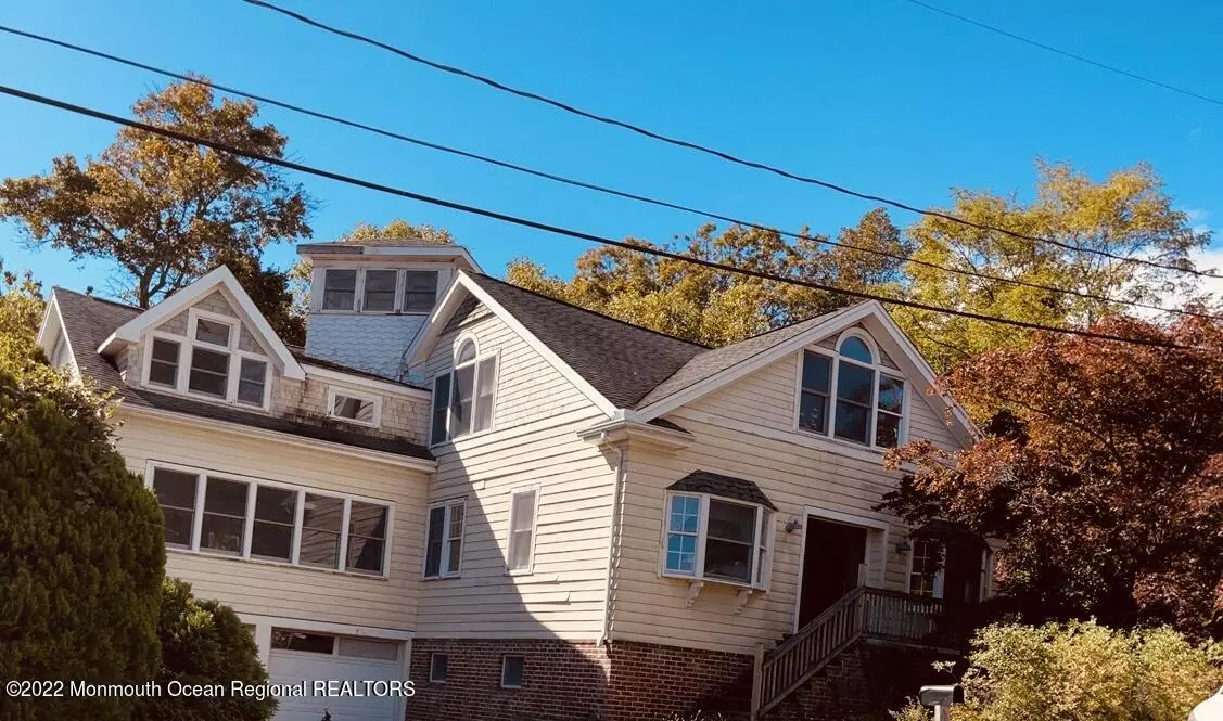 Atlantic Highlands, NJ 07716,4 Oneida Avenue