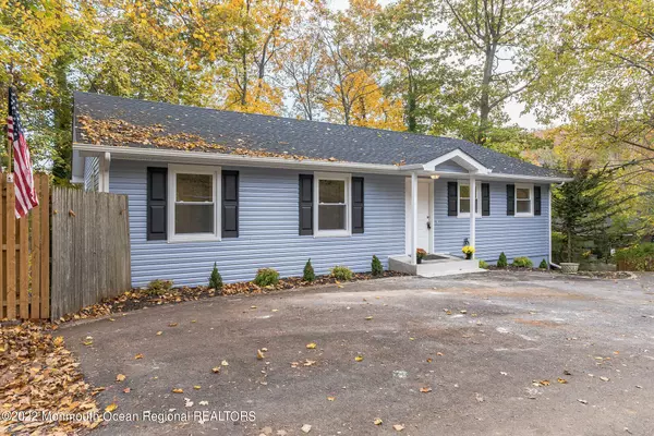 Highlands, NJ 07732,2 N Peak Street