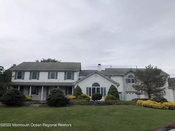 9 Compton Court, Perrineville, NJ 08535