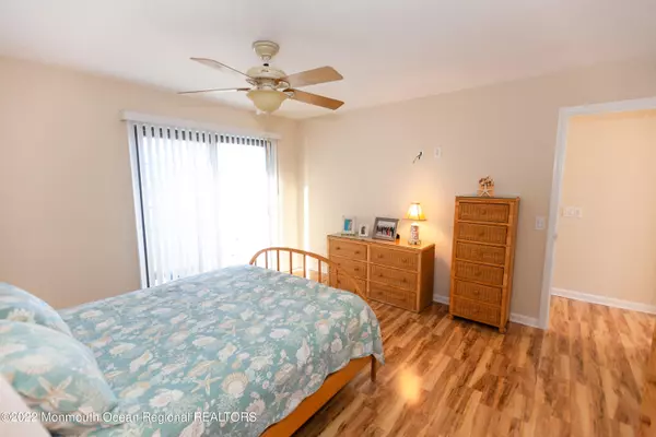 Beach Haven West, NJ 08050,28 Diane Road