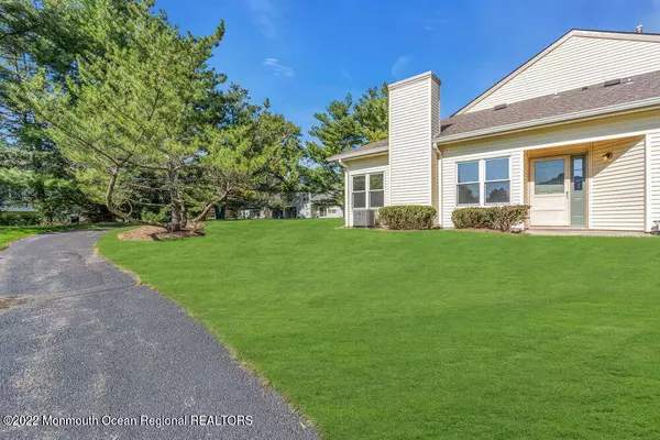 Englishtown, NJ 07726,61 Aspen Avenue