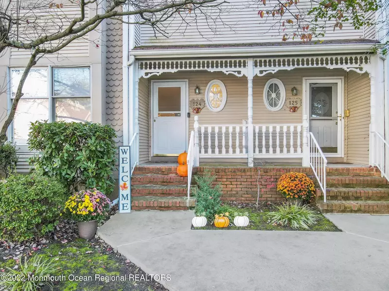 124 Northampton Drive, Holmdel, NJ 07733