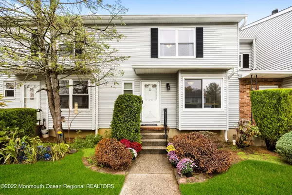 22 Hemlock Drive #261, Jamesburg, NJ 08831