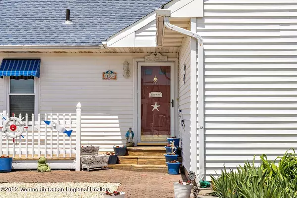 Stafford, NJ 08050,120 Arthur Drive