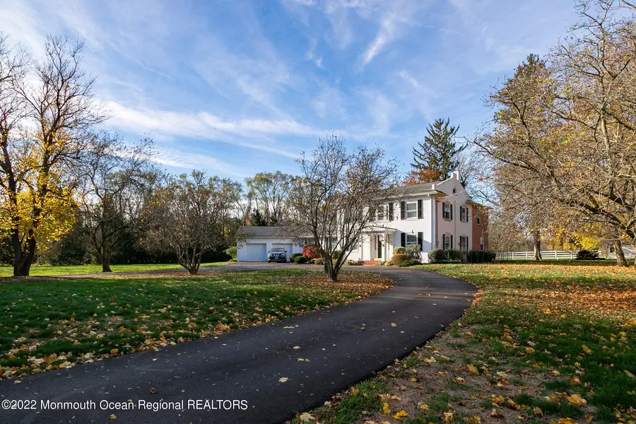 90 Holmes Mill Road, Cream Ridge, NJ 08514