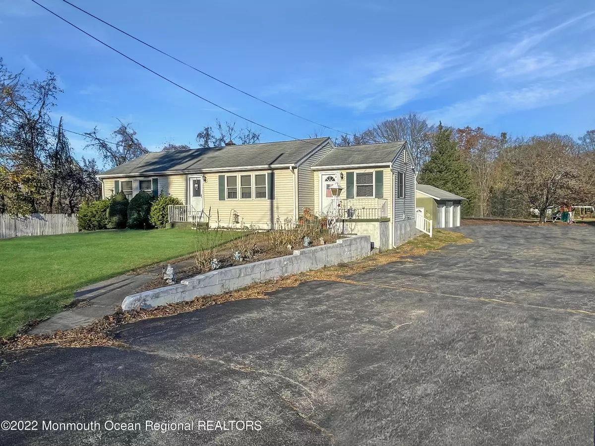 New Egypt, NJ 08533,28 Locust Lane