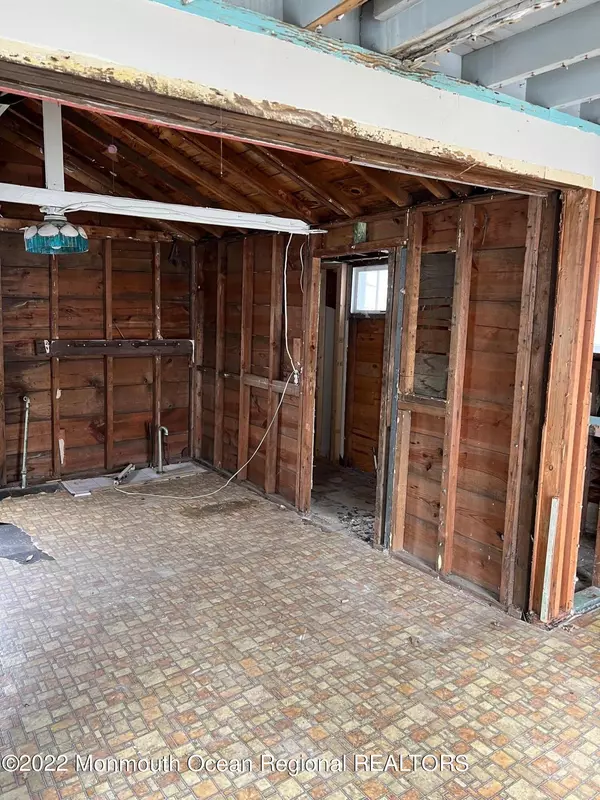 South Seaside Park, NJ 08752,29 Shore Villa Road