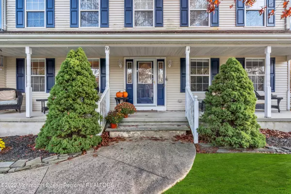 Lanoka Harbor, NJ 08734,19 Ridgemont Drive