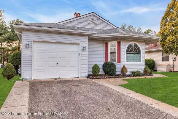 Toms River, NJ 08757,6 Carmacks Way