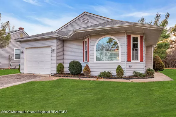 Toms River, NJ 08757,6 Carmacks Way
