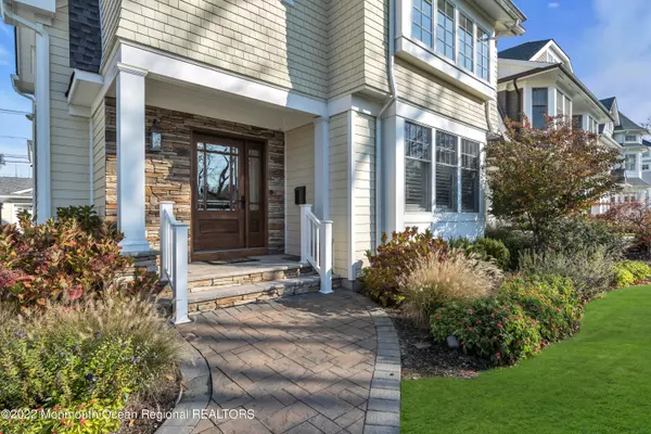 Sea Girt, NJ 08750,509 Philadelphia Boulevard