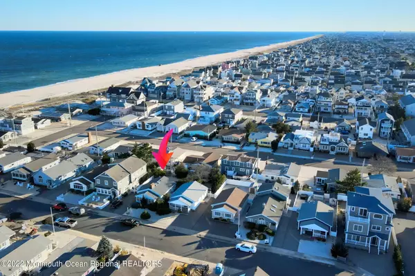 41 Las Vegas Road, Lavallette, NJ 08735