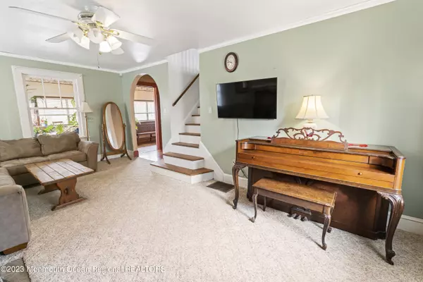 Wall, NJ 07719,1724 State Route 71