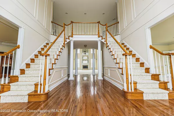 Manalapan, NJ 07726,814 Dancer Lane