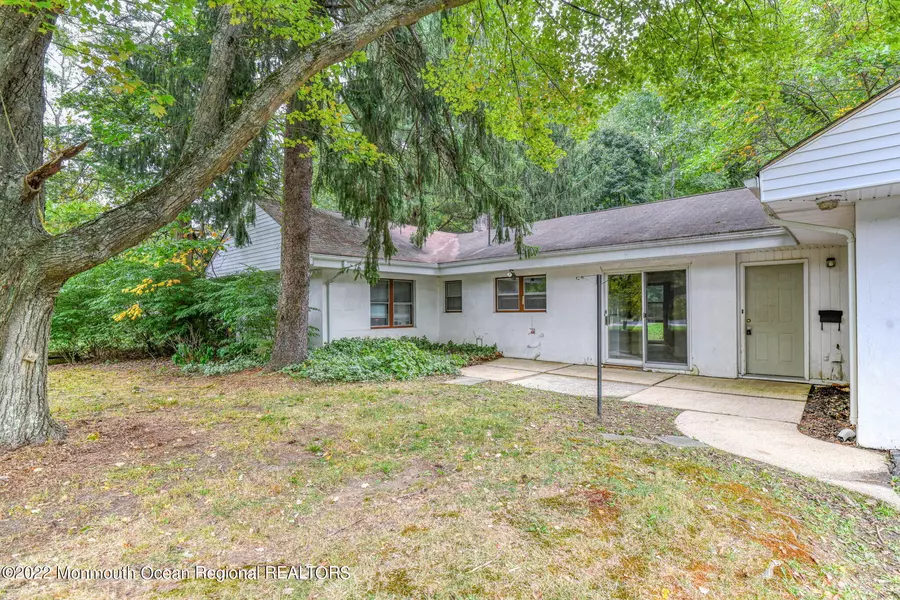 11 Pine Drive, Roosevelt, NJ 08555