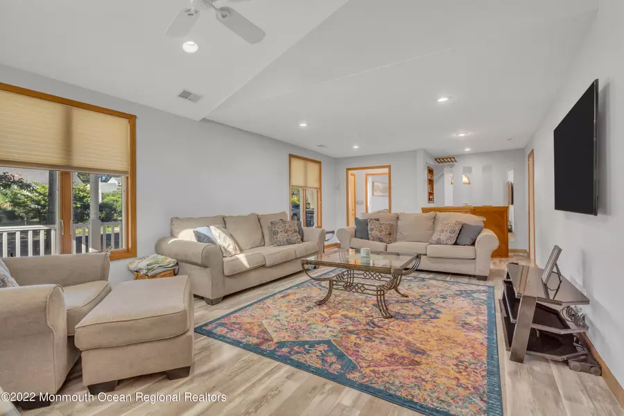 63 Leonard Avenue, Atlantic Highlands, NJ 07716