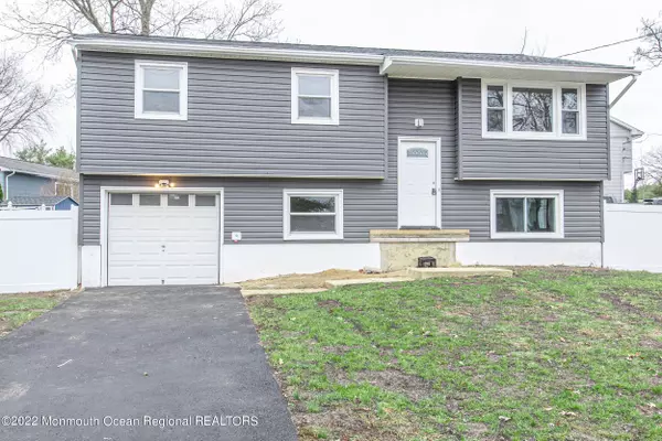 606 Dale Drive, Toms River, NJ 08753