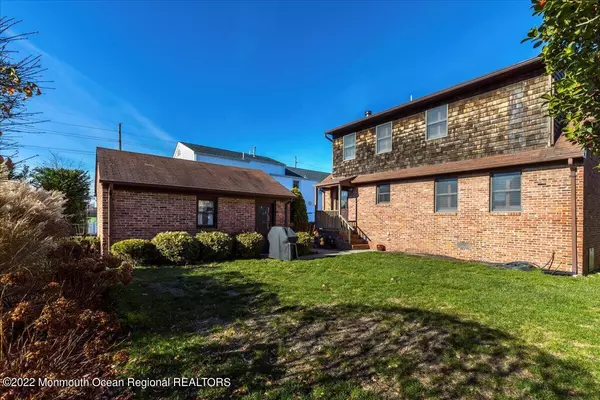 Point Pleasant Beach, NJ 08742,214 Seymour Avenue