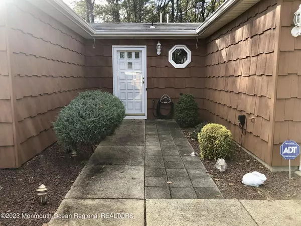 Brick, NJ 08723,61 Courtshire Drive