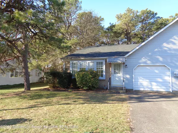 11 Portsmouth Street, Whiting, NJ 08759