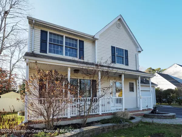 Manahawkin, NJ 08050,125 Bowsprit Road