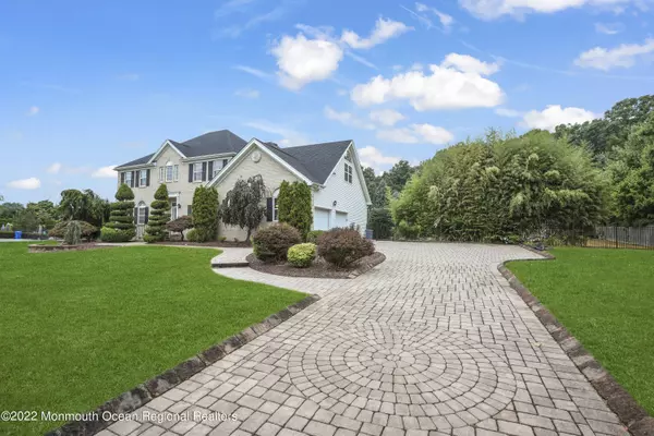 8 Beverly Court, Jackson, NJ 08527