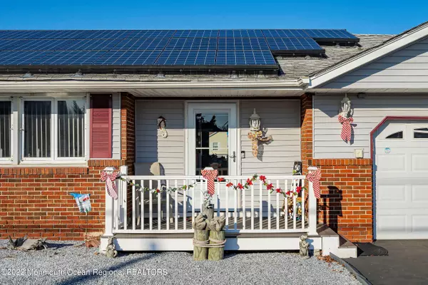 Lanoka Harbor, NJ 08734,920 Bowsprit Point