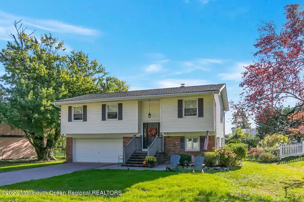 Little Silver, NJ 07739,188 Riverview Avenue