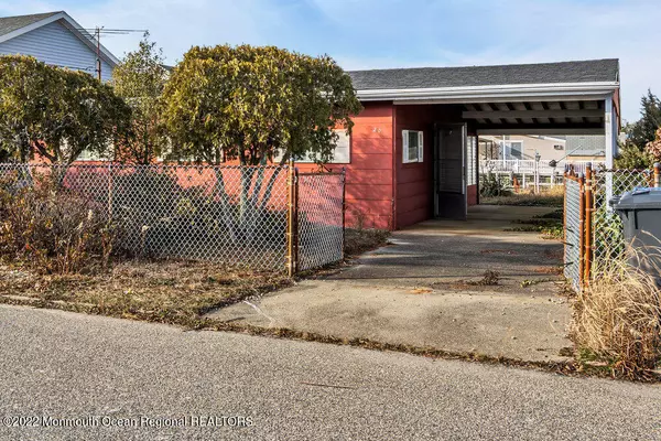 Manahawkin, NJ 08050,20 Dorothy Drive