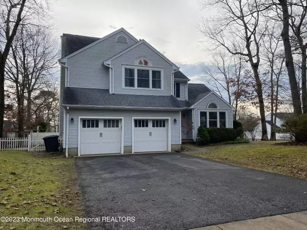 Manahawkin, NJ 08050,1054 Whispering Oak Lane