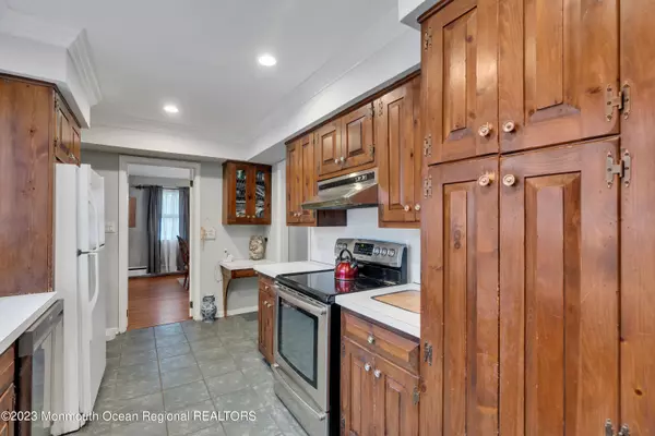 Long Branch, NJ 07740,107 Dixon Avenue