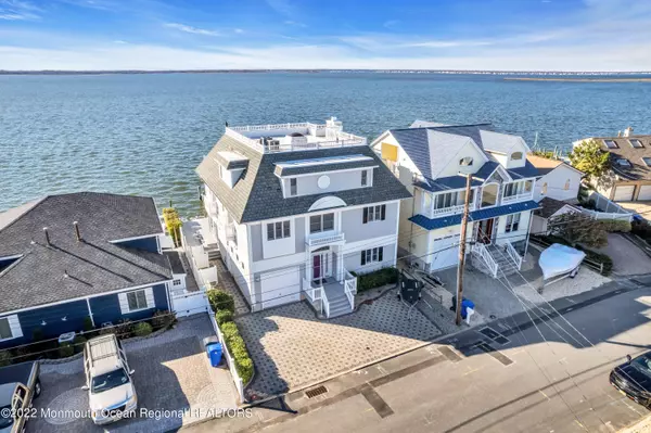 273 Monterey Circle, Lavallette, NJ 08735